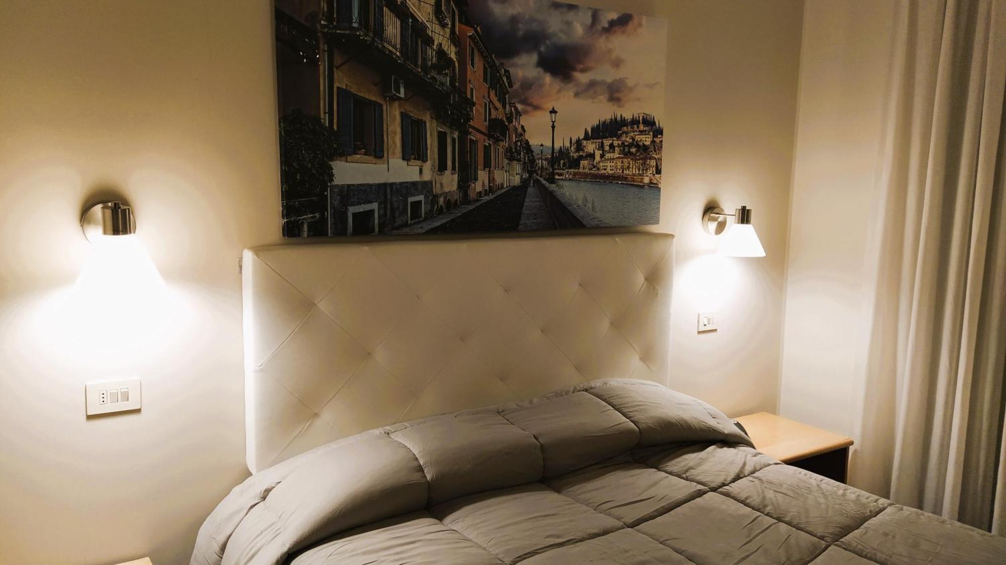 Hotel Andreoli & Miglioranzi San Giovanni Lupatoto Exterior foto